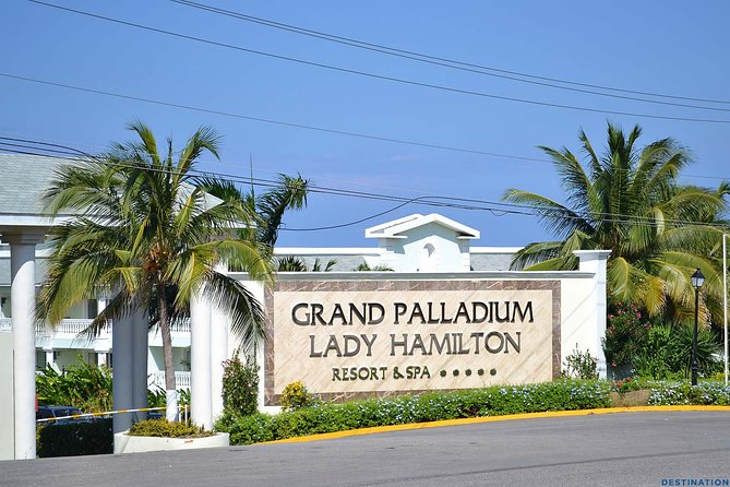Grand Palladium Private Airport Transfer - The Journey to Jamaica Vacation Starts with Ease