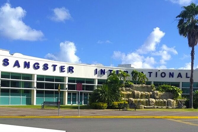 Montego Bay Airport to Hotels in Lucea Grand Palladium - What Reviewers Have Mentioned—Insights from the Field