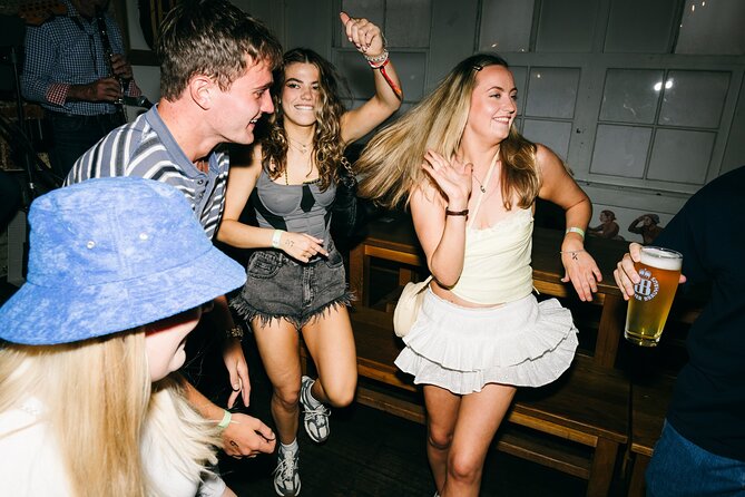 St Kilda Pub Crawl: 5 Free Drinks & The Best Bars of Melbourne - What Are the Benefits of This Tour?