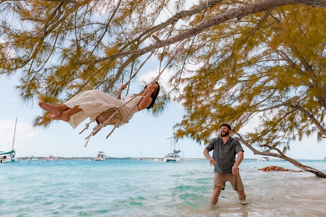 Private Vacation Photoshoot with Photographer in Grand Caymen - Authentic Experiences and the Value of Professional Photos