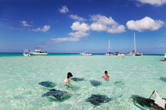 Private Tour Stingray City and One Snorkeling Stop - Frequently Asked Questions