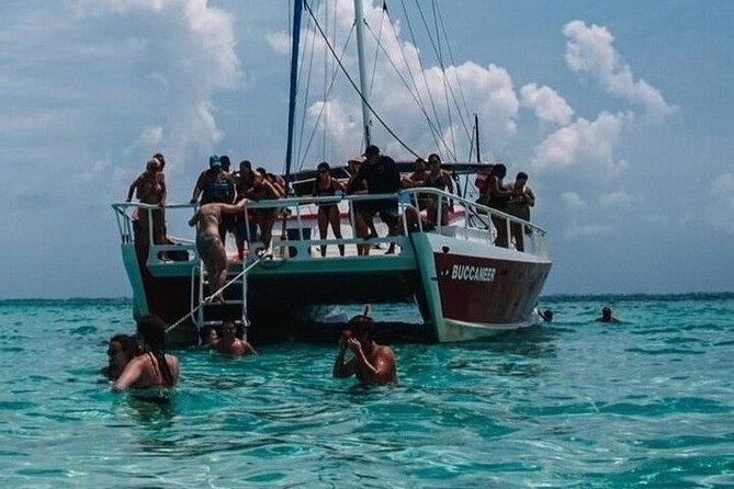 Stingray City Catamaran Sunset Tour - What’s Included and What’s Not