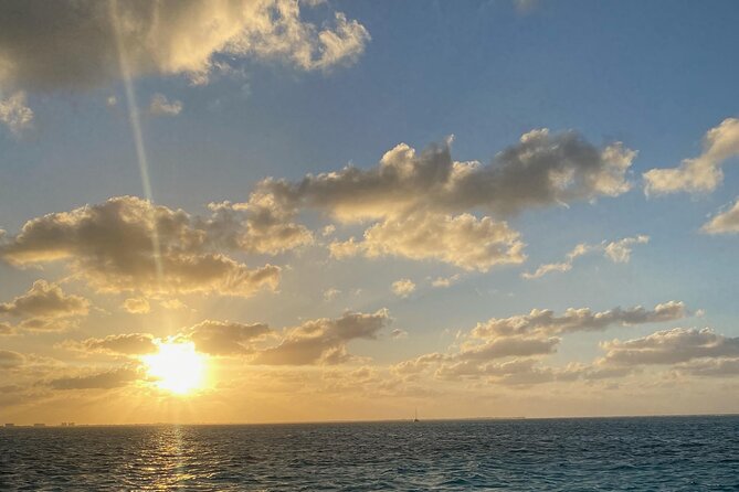 Stingray City Catamaran Sunset Tour - Good To Know