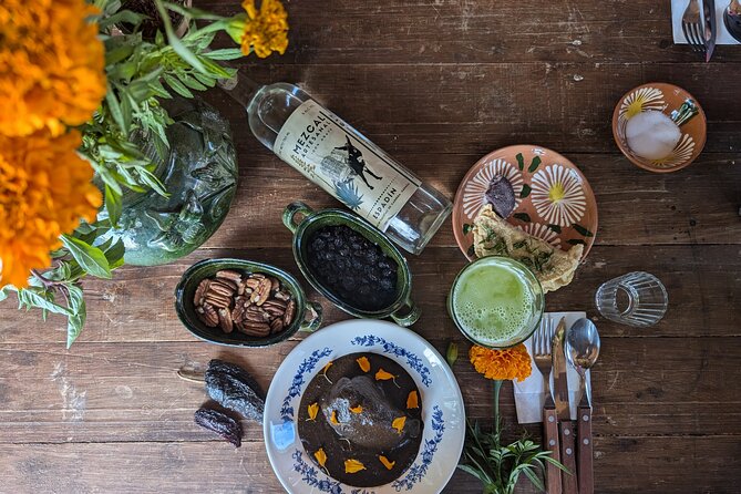 Traditional Flavors of Oaxaca with Transportation Included - Key Points