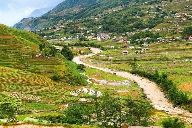 From Sapa: Half-day Guided Trek to Lao Chai & Ta Van with Lunch - An Authentic Half-Day Trek in Sapa: Lao Chai & Ta Van
