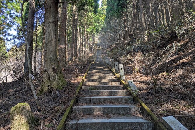 Lake Kawaguchi Private Hiking Tour with local guide - FAQs