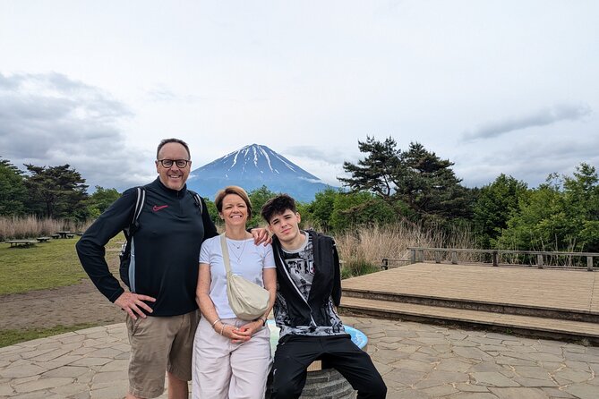 Lake Kawaguchi : Private Half-Day Tour with local guide - Transportation and Practicalities