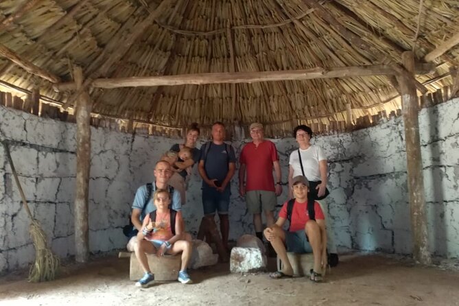 Private Guide Service in the Archaeological Zone of Chichen Itza - Practical Considerations and Tips