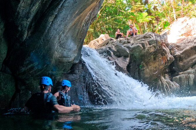 Two-in-One Day Trip: El Yunque and Bio Bay Tour with Transport - Who is this tour best for?