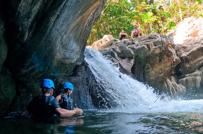 Two-in-One Day Trip: El Yunque and Bio Bay Tour with Transport - FAQs