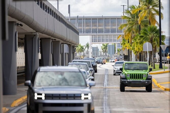 Private Round-Trip Transfer: Luis Muñoz Marín Airport to Hotel - FAQ