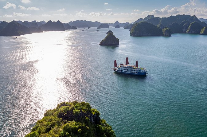 La Pinta Cruise 2 Day Explore Halong and Lan Ha Bay from Hanoi - Who Is This Tour Best For?