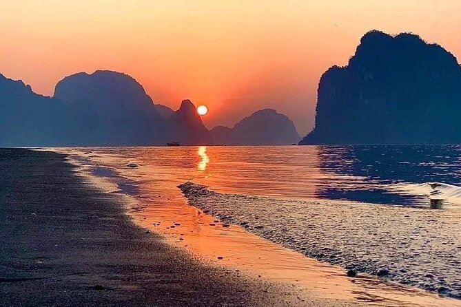 From Cat Ba: Sunset & Bioluminescent Plankton Night Kayak Tour - What the Tour Offers: Beyond the Basics