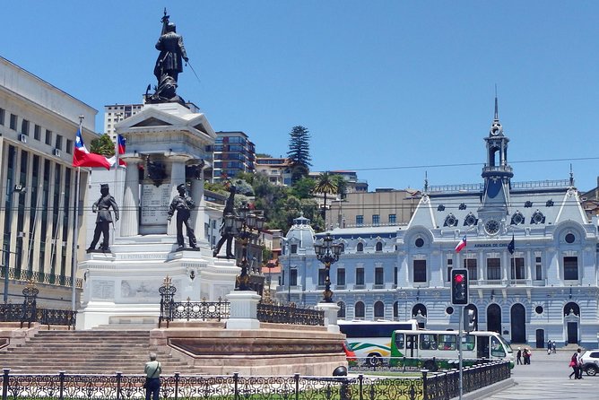 Small Group Pre-Post Cruise Viña del Mar Valparaiso and Casablanca Winery tour - Key Points