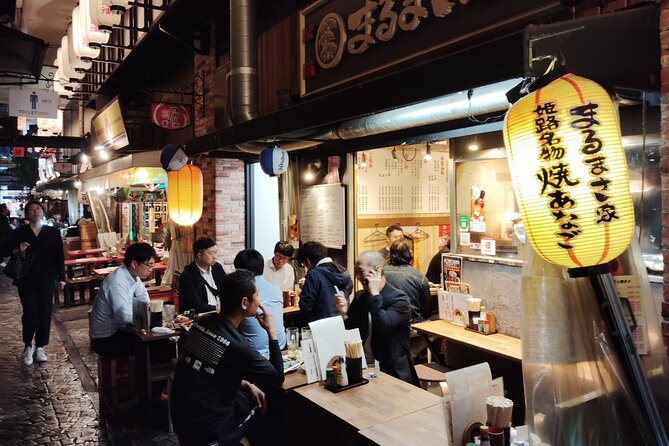 Himeji: Nightlife Tour with Local Guide and Food - Key Points