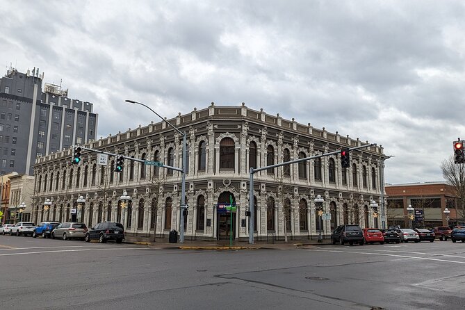 Salem Oregon Scavenger Hunt Walking Tour and Game - Who Will Love This Tour?