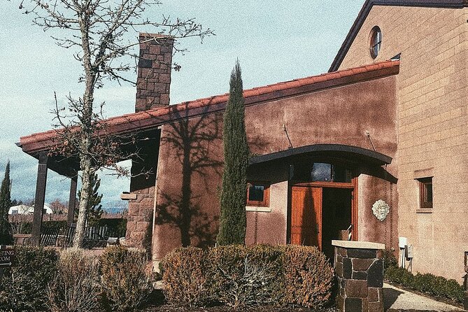Private Wine Tour for 1-5 People in Oregon - Exploring the Willamette Valley: An Authentic Wine Experience