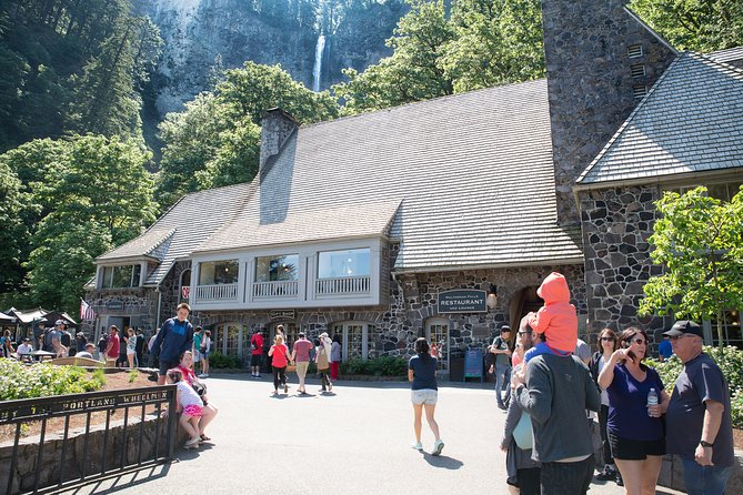 Multnomah Falls & Columbia River Gorge Tour with Gray Line -PDX03 - Key Points