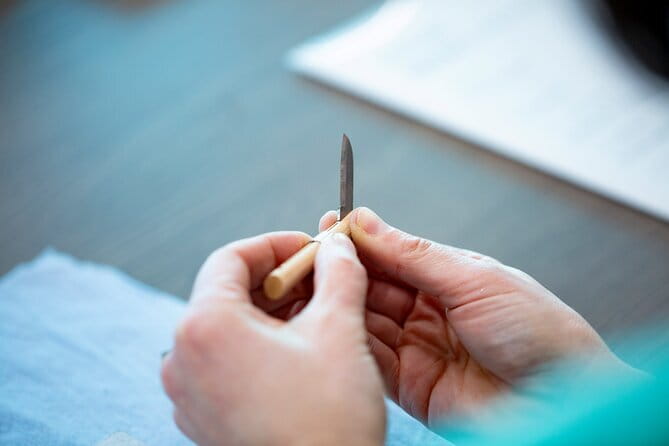 Explore Traditional and Modern Blade Techniques Tour - Key Points