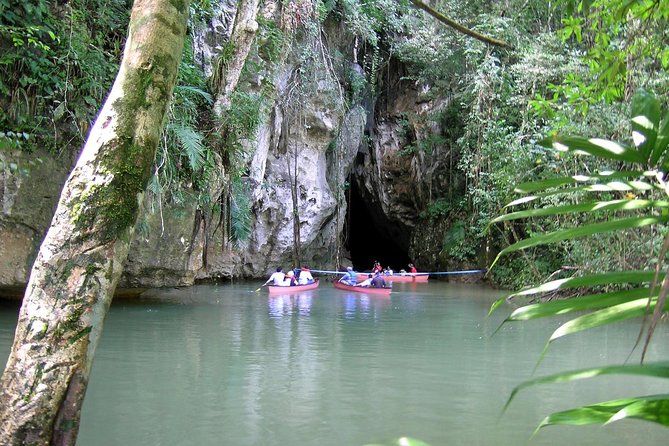 Xunantunich Maya Pyramid and Barton Creek Cave canoeing combo - Introduction: A Day of Ancient Mysteries and Natural Wonders