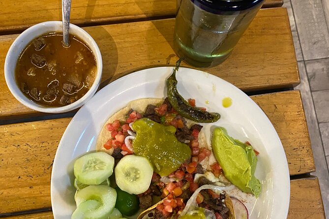 Cabo Food Tasting Experience with ARCH Boat Tour INCLUDED - What Makes This Tour Stand Out?