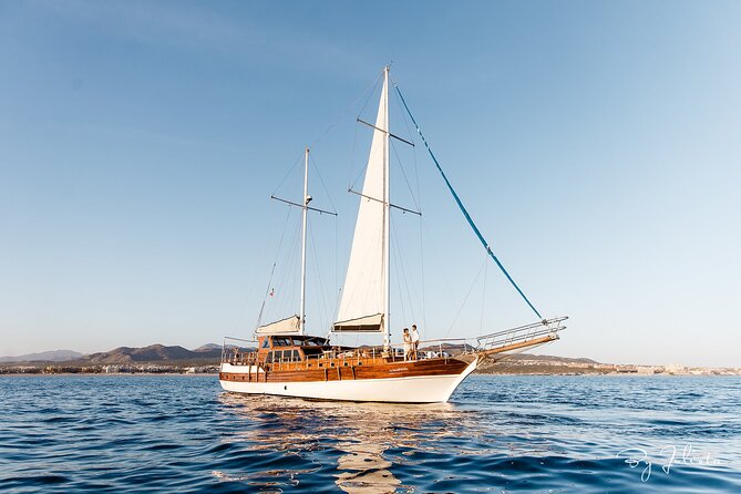 Cabo San Lucas Luxury Sailing Yacht and Dinner with a Chef - Potential Drawbacks to Consider