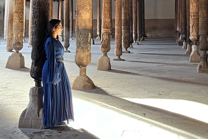 Old Khiva Stories with Your Local Guide - The Kalta Minor Minaret