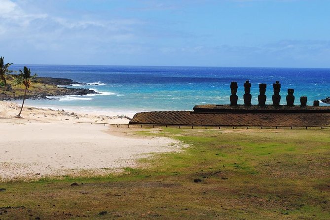 Super Saver: the best of Easter Island - Visiting Easter Island: A Detailed Overview of the Super Saver Tour
