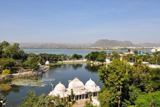 Udaipur: Full Day City Tour with Boat Ride at Lake Pichola - Udaipur: Full Day City Tour with Boat Ride at Lake Pichola — A Detailed Review