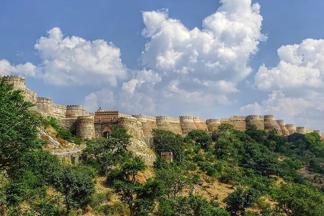 Private Day Trip from Udaipur to Kumbhalgarh Fort and Ranakpur - Authentic Experiences and Hidden Gems