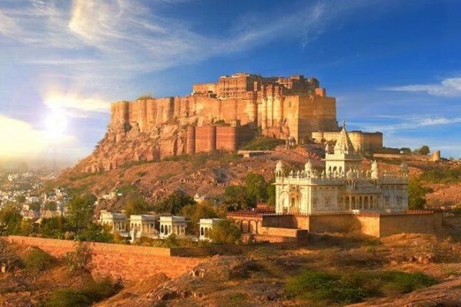 Explore Kumbhalgarh Fort & Jain Temple Tour From Udaipur To Jodhpur - Who Will Love This Tour?