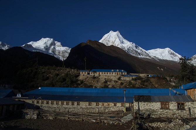 10 Days Manaslu Circuit Trek in Larke La Pass - Guides, Support, and Logistics