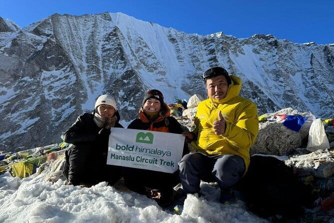 Manaslu Circuit Trek to the Beauty of 8th Highest Mountain - Guides and Support: Why They Matter