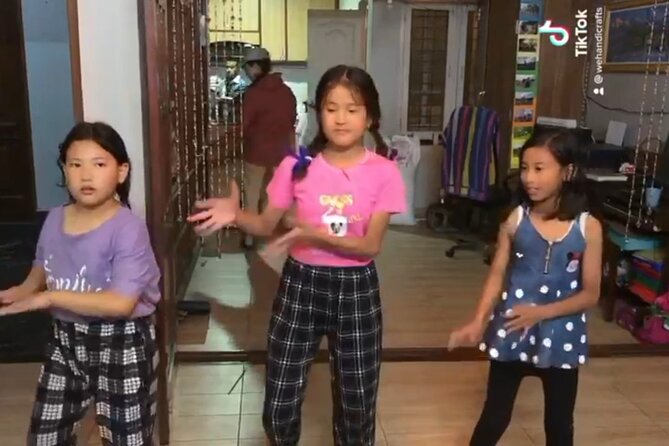 Volunteer program with children and women - A close look at the volunteer experience in Kathmandu