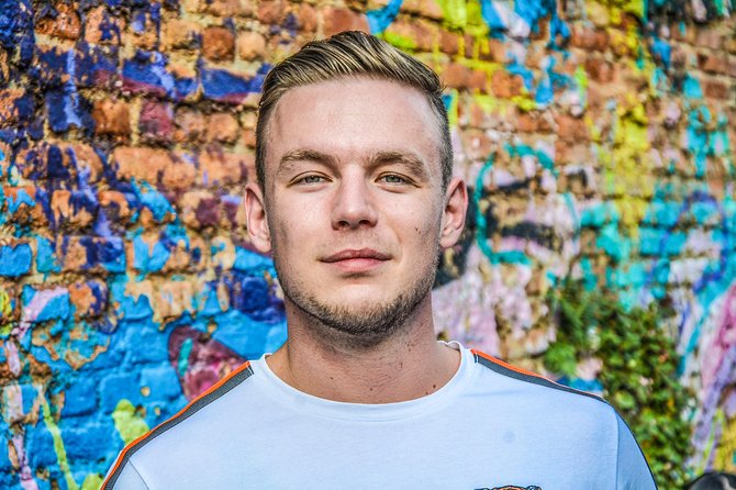 Photoshoot Batman's Alley including 100 Photos - Experience a Unique Photoshoot in Batman’s Alley, São Paulo