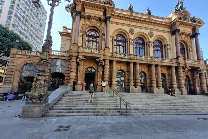 São Paulo 5 Hour Private Tour With Fruit Tasting - Historic Center of São Paulo and the Sé Cathedral