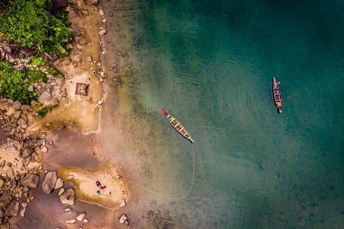 7 days kaziranga meghalaya tour package - Transport, Guides, and Group Dynamics