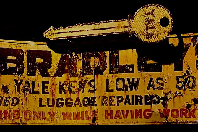 Interactive Paranormal Ghost Walking Tour in Savannah Georgia - Key Points