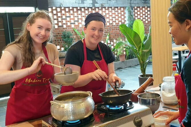 Vietnamese Cooking Class with Local Family in Hue - Key Points