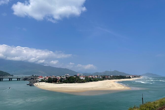 Private Car From Hue To Hoi An Old Town - Private Car From Hue To Hoi An Old Town: An Authentic and Comfortable Journey