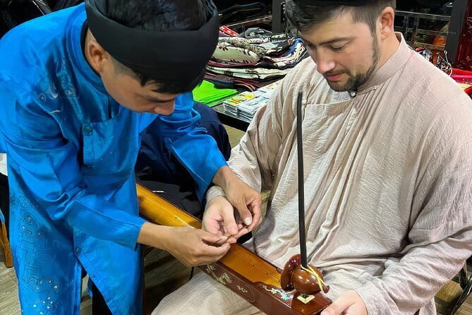 Dinner Cruise and Music Folk Song on the Perfume River - The Lantern Ceremony: A Touch of Magic