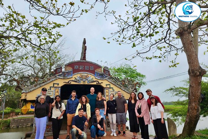 Hue to Hoi An/Da Nang Guided Bus Tour with Sightseeing Stops - What Makes This Tour Stand Out?
