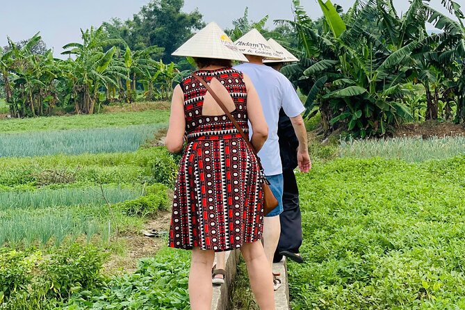 Hue Organic Farm Visit and Traditional Cooking Class - Key Points