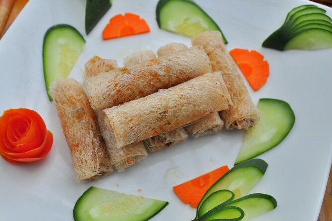 Experience Cooking Class with Tra Que Farm - FAQs