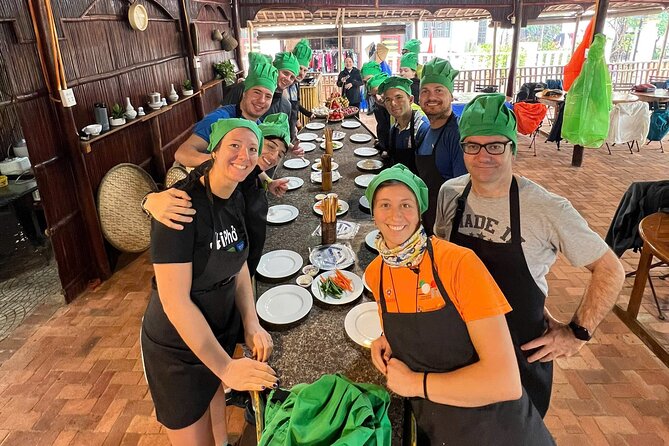 Private Hoi An walking tour with cooking class and gardening - Starting the Day: Exploring Hoi An’s Historic Heart