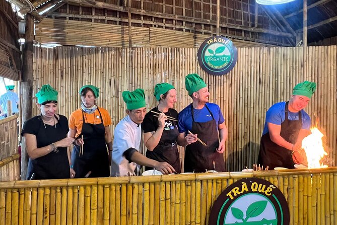 Private Hoi An walking tour with cooking class and gardening - Lunch and the Cooking Class: Tasting and Learning