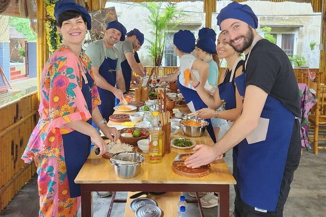 Hoi An Private Seafood Cooking Class/Oyster Cooking Experience - An In-Depth Look at the Experience