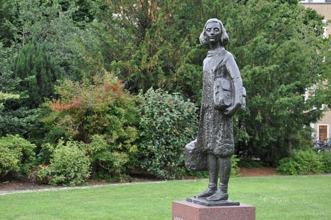 Anne Frank Private Bike Tour in Amsterdam - What Makes This Tour Stand Out?