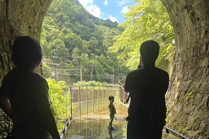 Makang, Mutan, Houtong Cat Village & Sandiaoling Day Tour - Who Should Book This Tour?