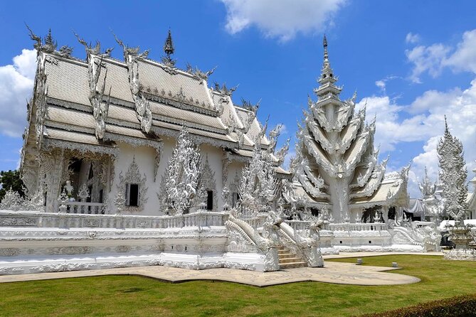 Chiang Rai Day Tour from Chiang Mai Red White and Blue Temples - FAQ